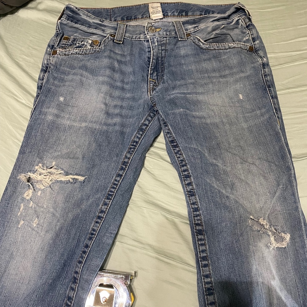 Mens TRUE RELIGION Jeans - 36x30 - Nice Jeans!